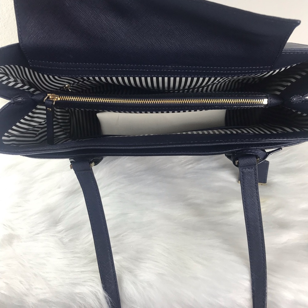KATE SPADE CAMERON STREET ZOOEY SHOULDER BAG - Picture 6 of 8